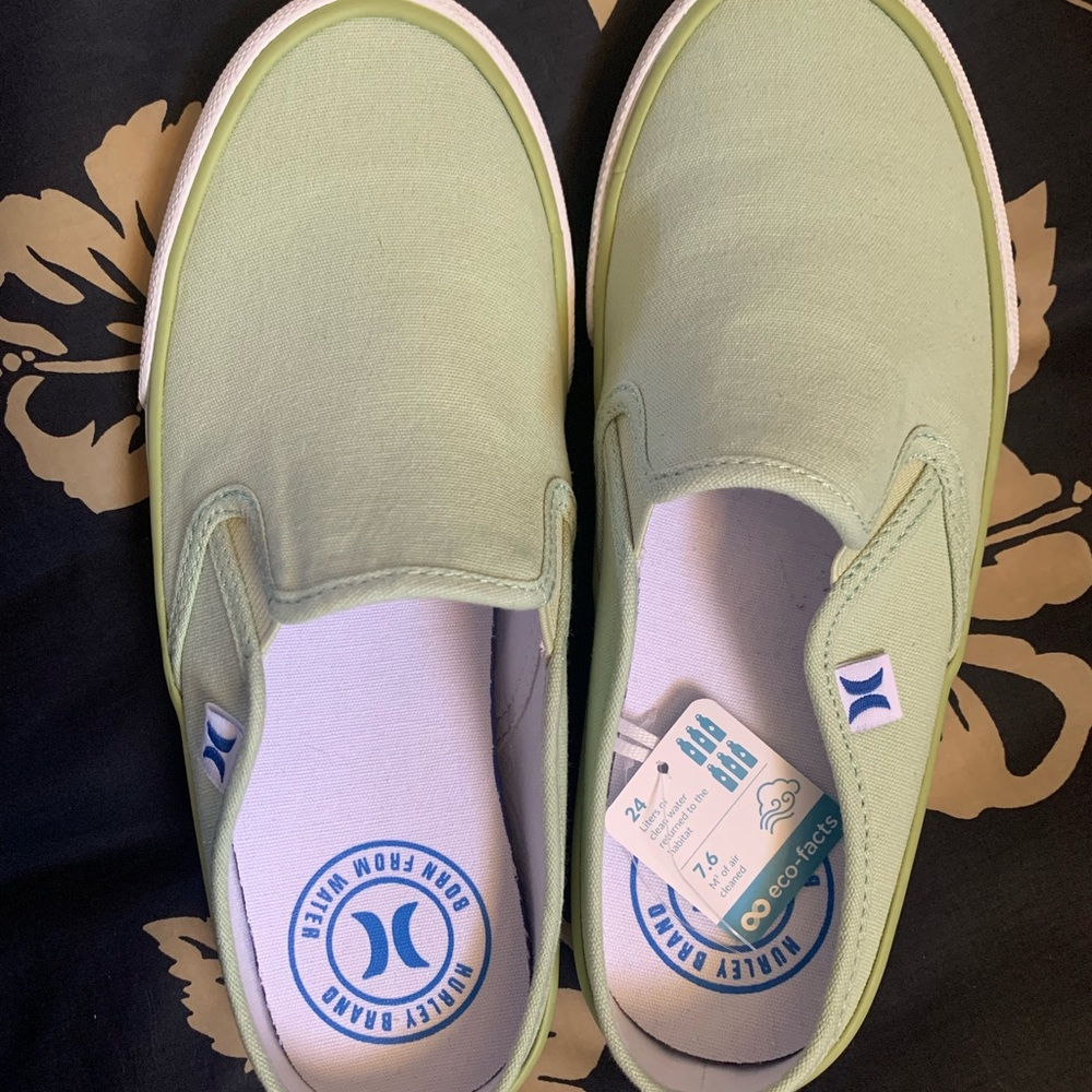 Hurley slip ons